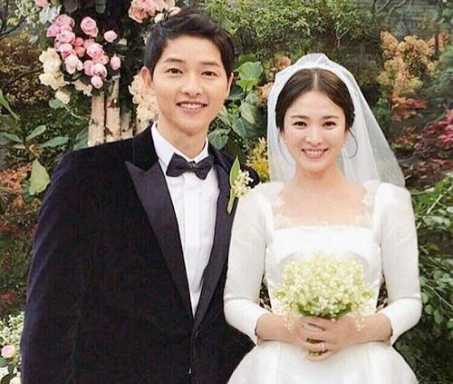 宋慧乔拍写真戴婚戒 双宋复合有转机？